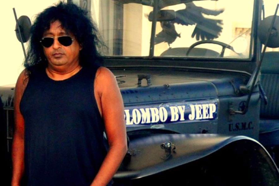 locals host in Sri Lanka